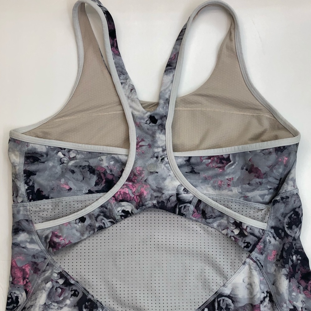 Lululemon Crossback Tank - Picture 5 of 9